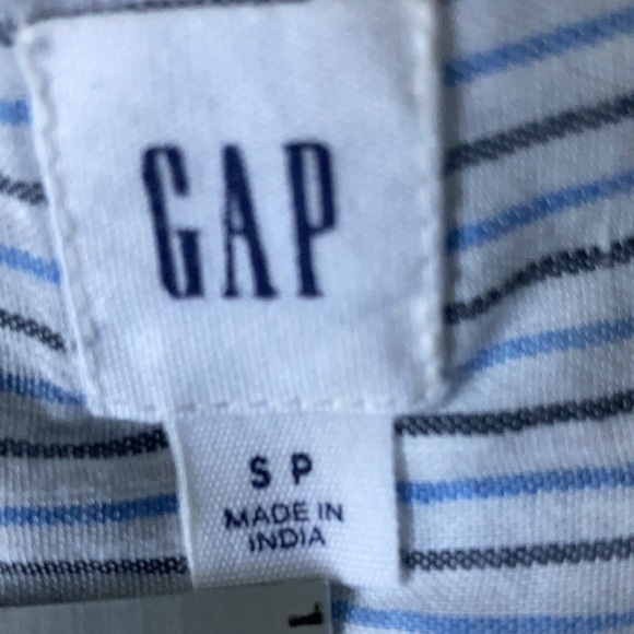 Collarless Button Down Shirt - Picture 4 of 9